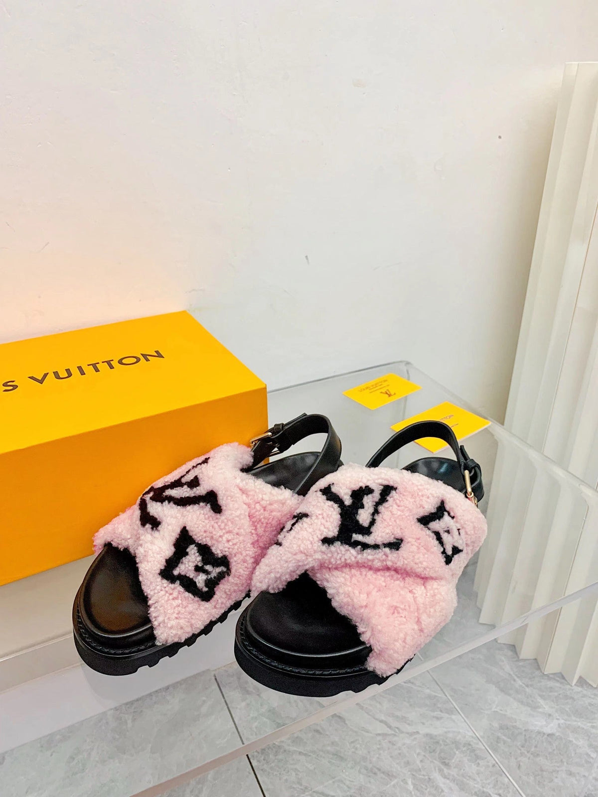 LV Paseo Flat Comfort Sandal Pink Black Fleece