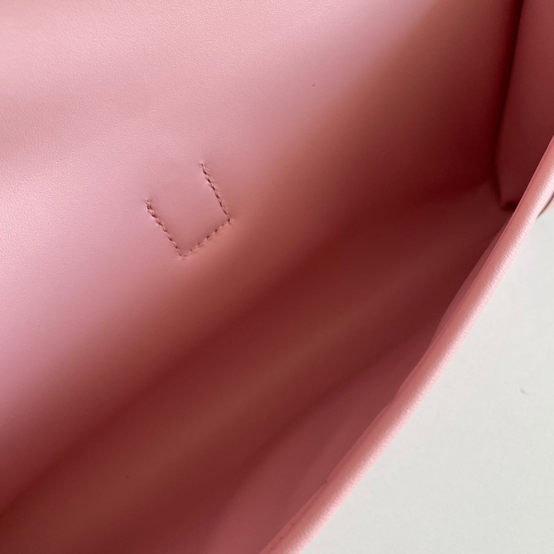 HM Jige 29 Light Pink Swift Calfskin 229028