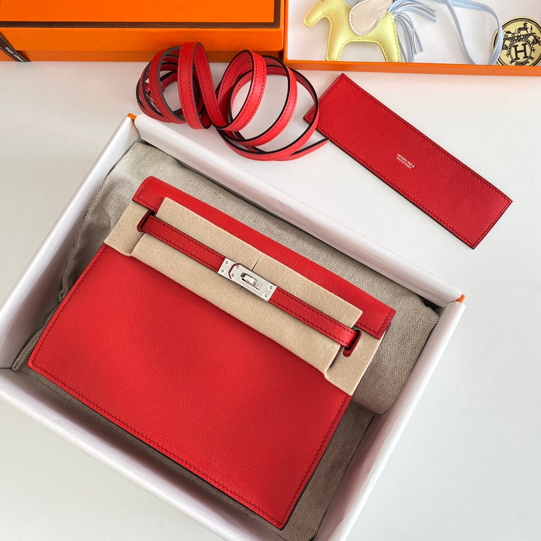 Kelly Danse II 22cm Red Evercolor Leather Shw
