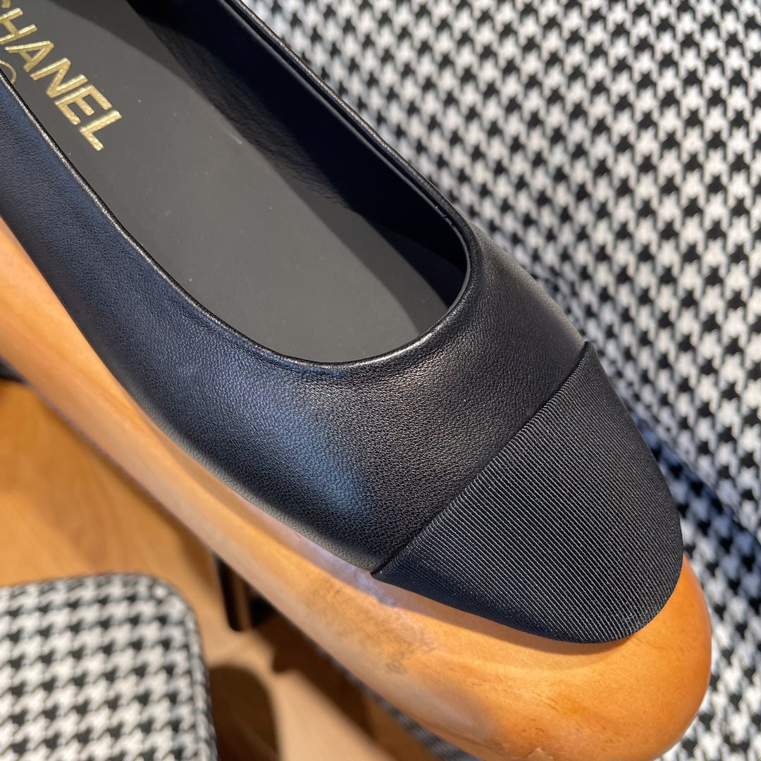 CC Ballet 20MM In Black Lambskin 144350