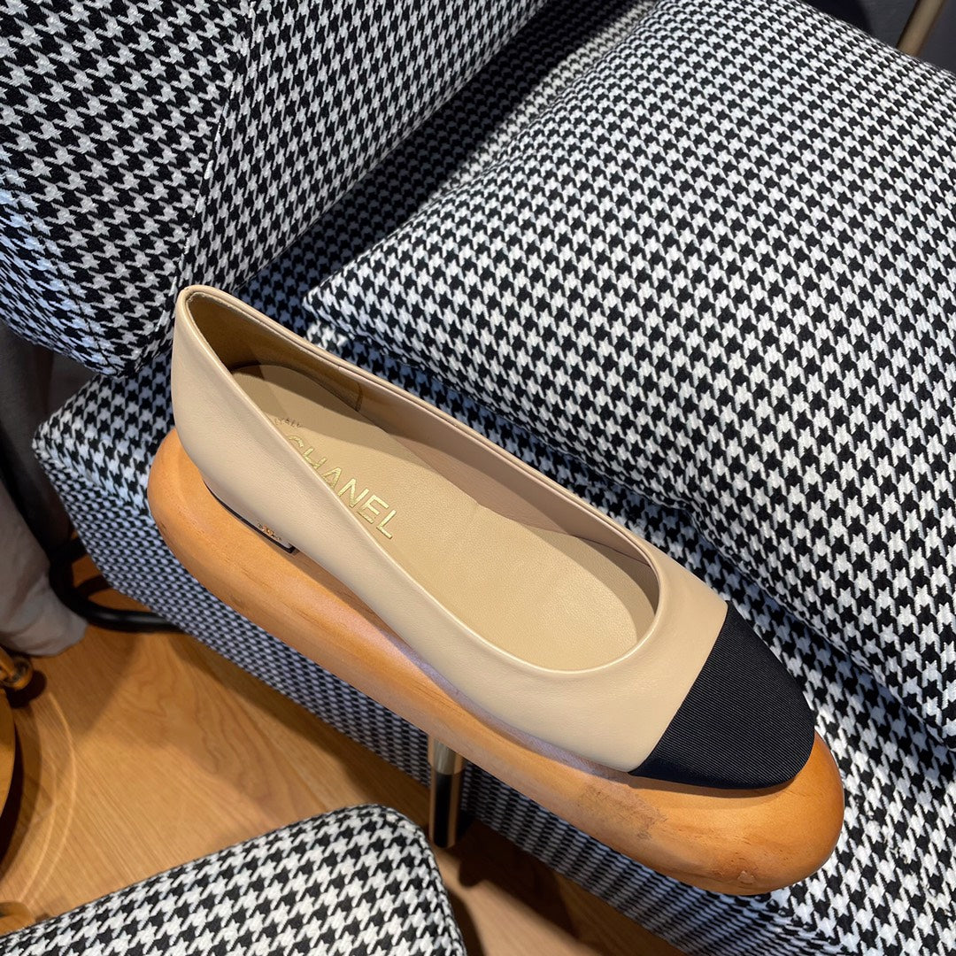 CC Ballet 20MM In Beige Lambskin 144353