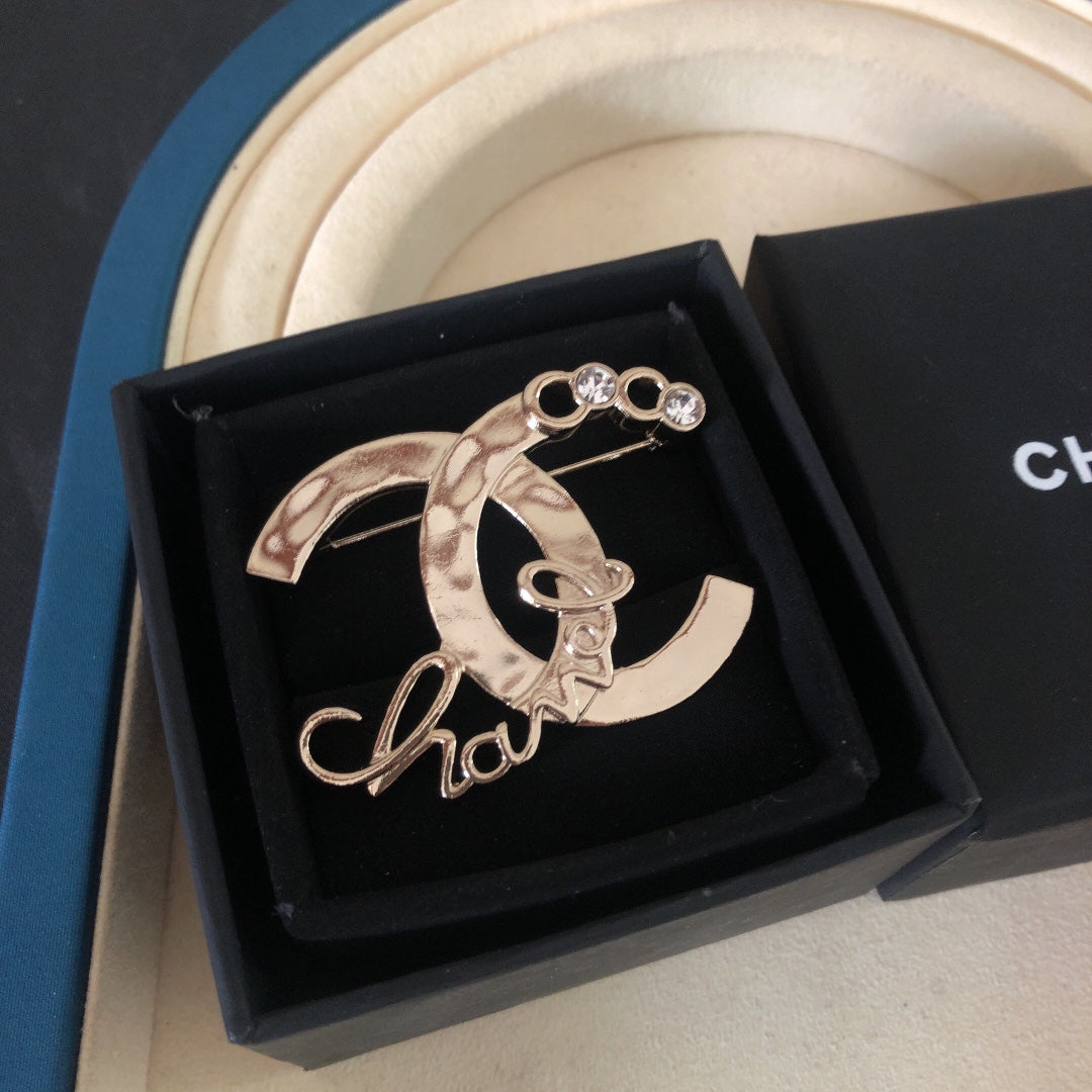 CC Brooch Pink Gold 159602