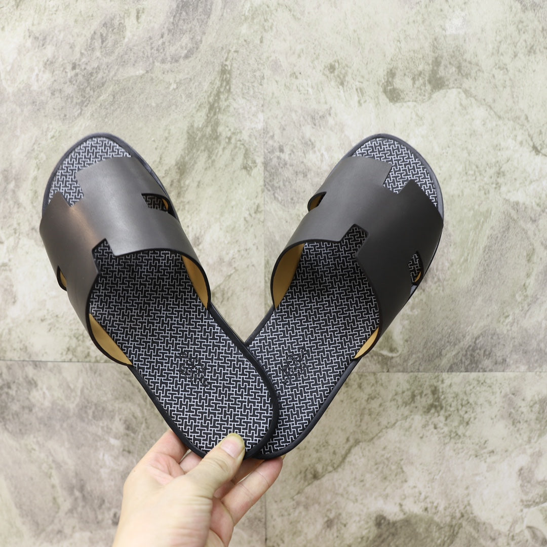 HM IZMIR SANDAL BLACK WITH WHITE MOTIF CALFSKIN