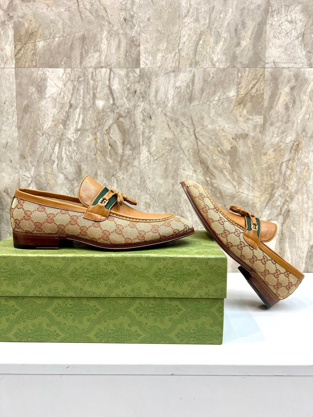 GG Men's Tassel Loafer Light Brown Cowhide Canvas 548743