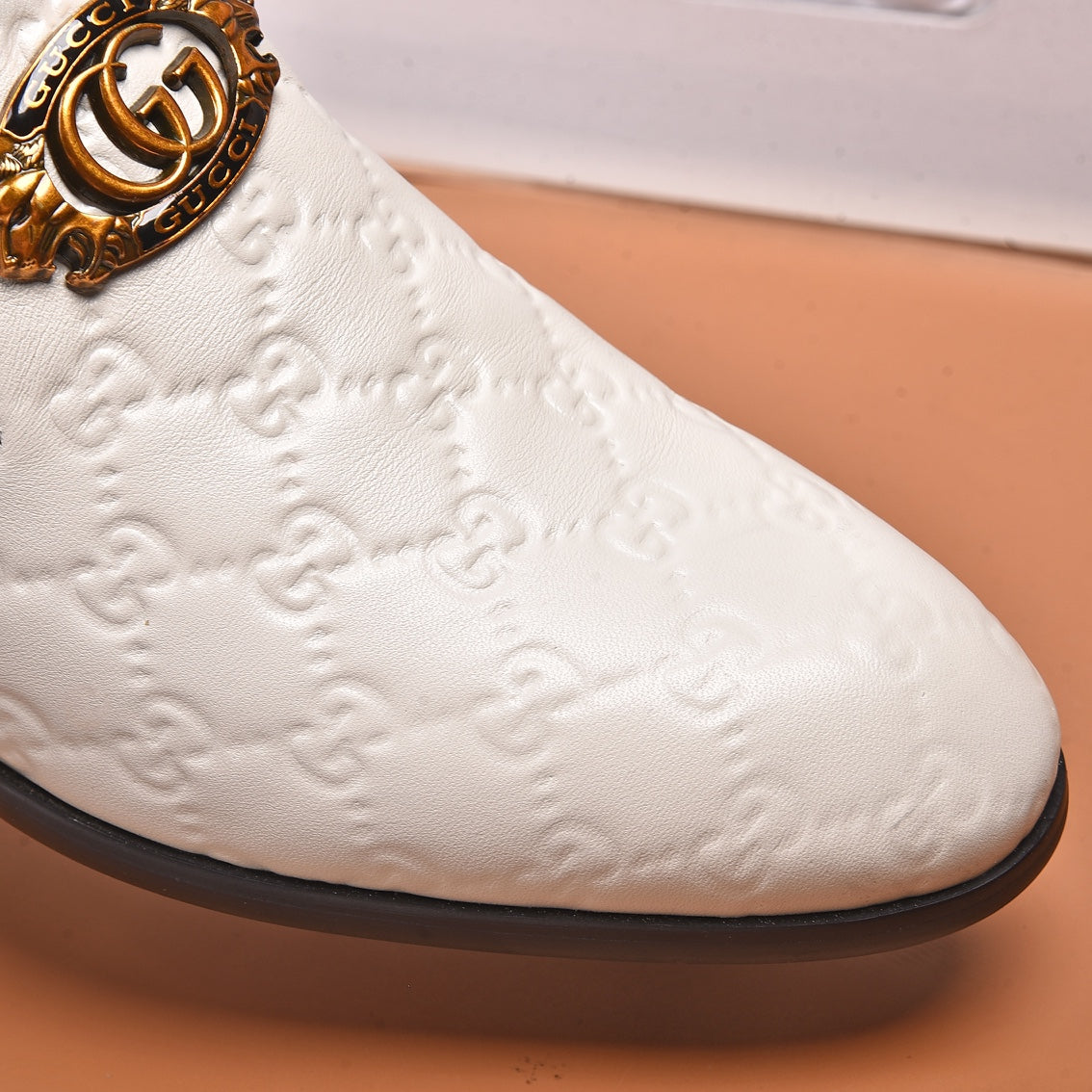 GG Men's Interlocking GG Loafer White Embossed Cowhide 480401