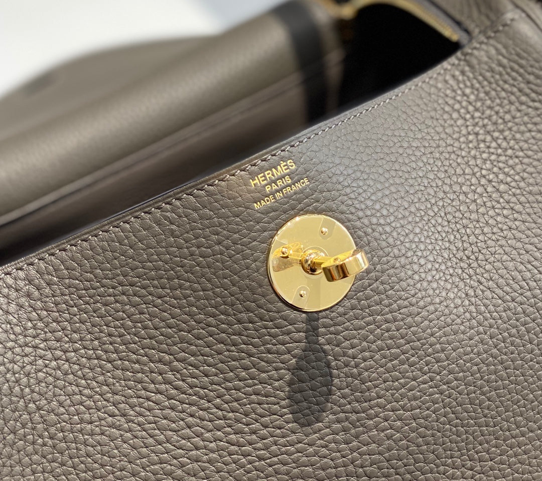 HM LINDY 26 BAG OLIVE TAURILLON CLEMENCE LEATHER