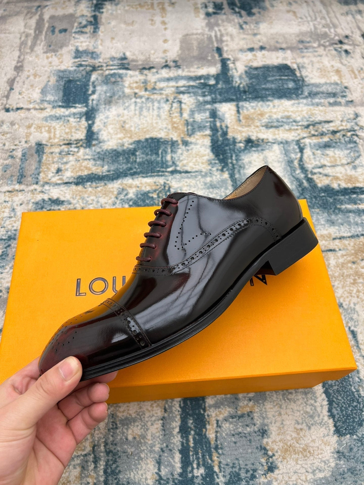 LV LACE-UP IN WINE RED GLOSSY CALFSKIN