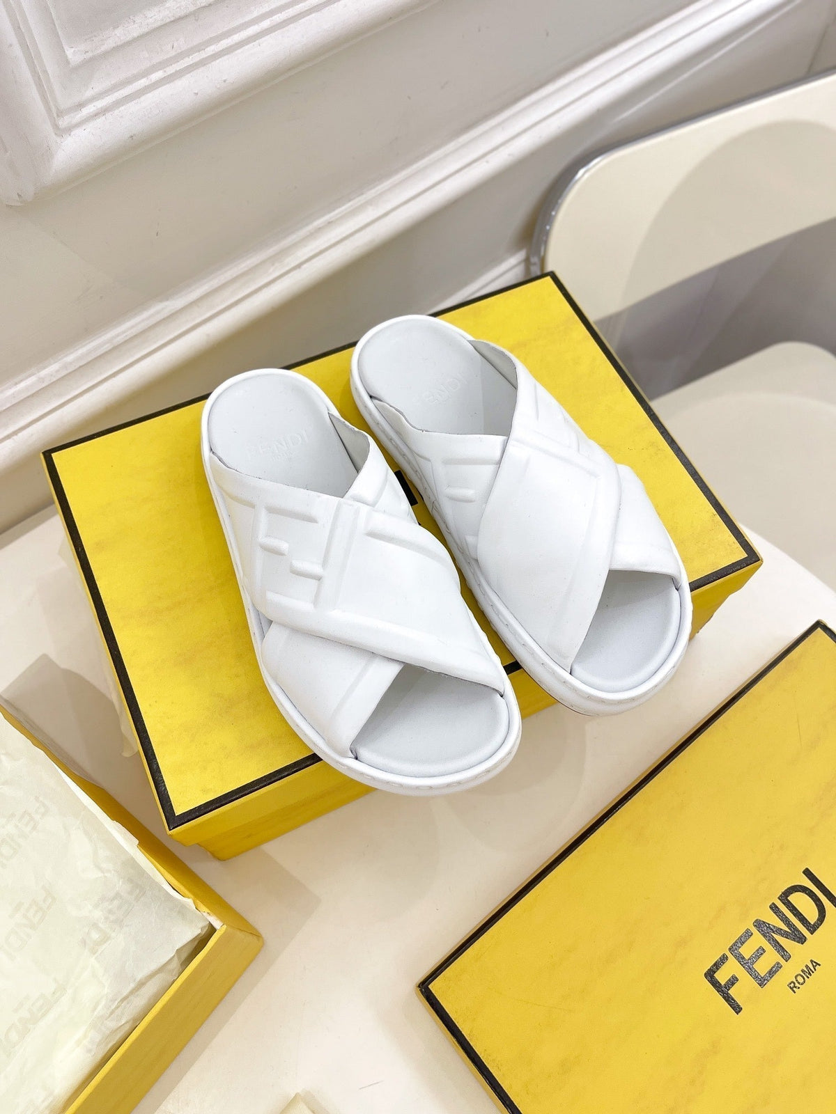 FENDI CROSSOVER SLIPPER IN WHITE CALFSKIN