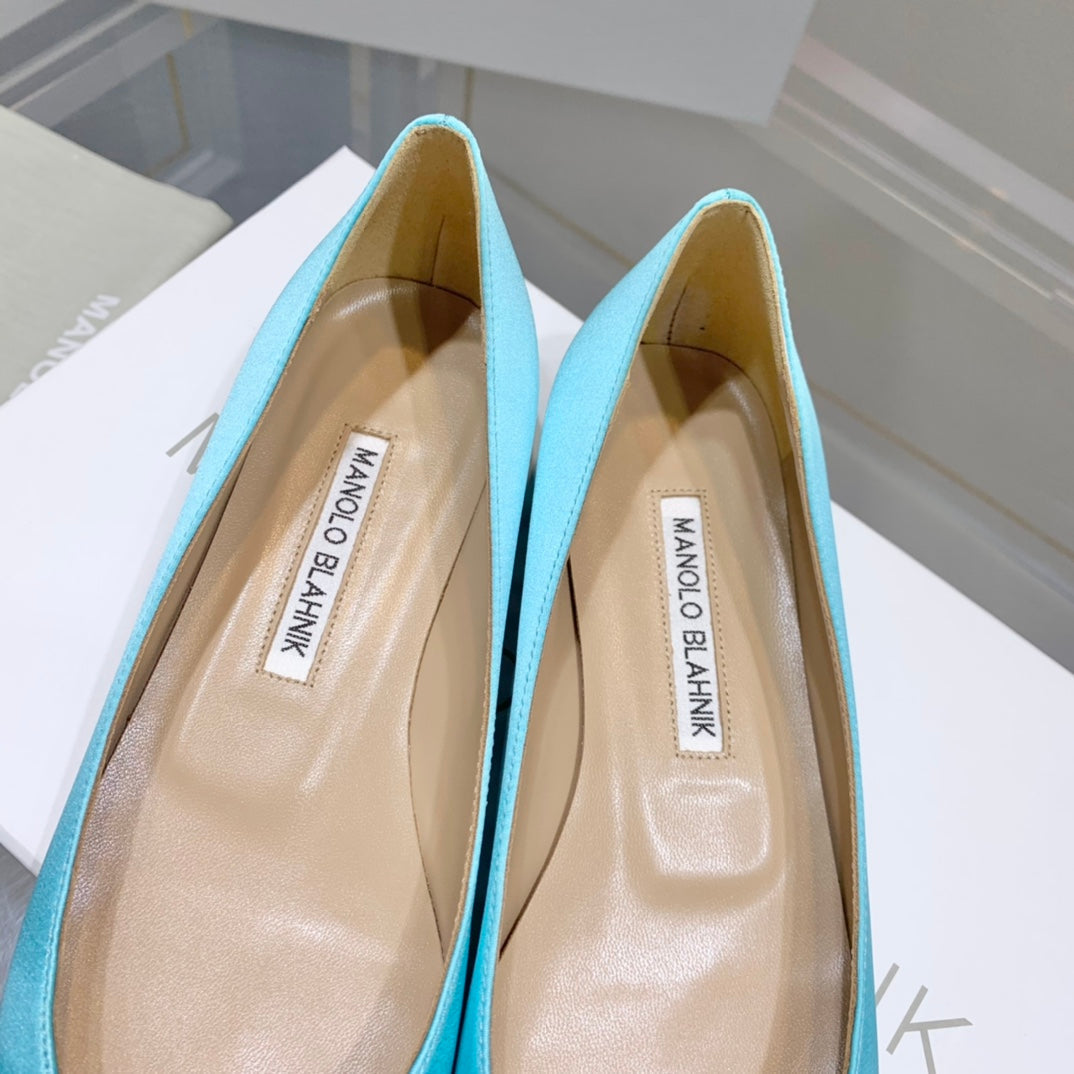Manolo Diamond Buckle Pumps Electric Silk 327503