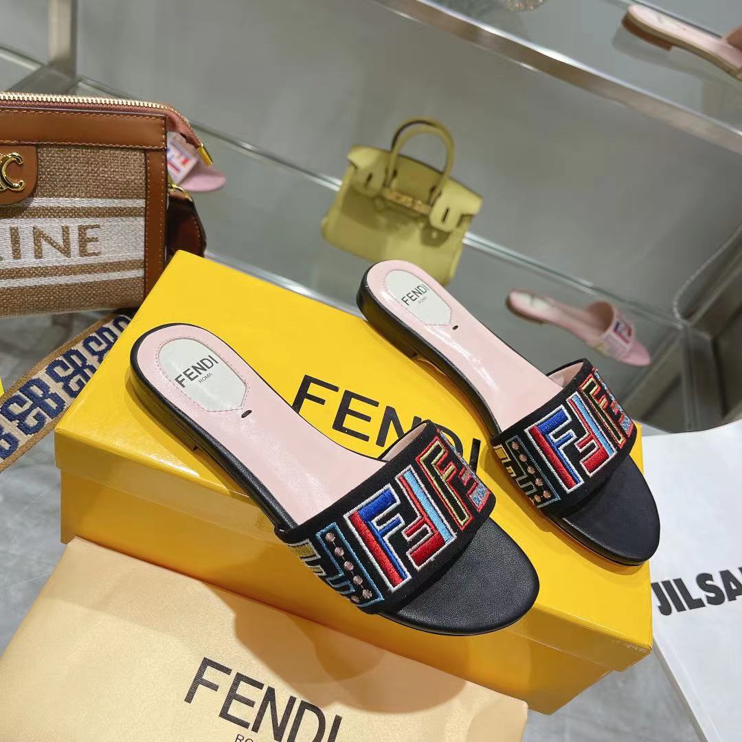 FF Multicolor Logo Slide Pink Black Leather