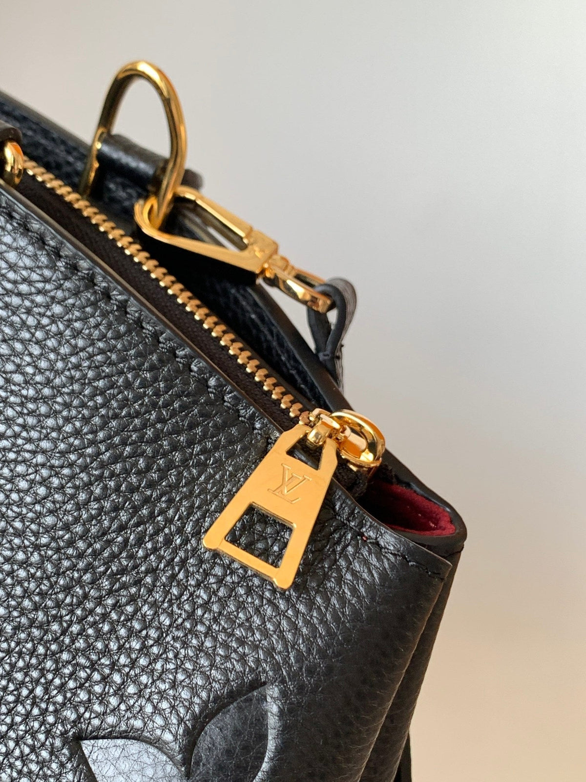 LV Petit Palais Bag Black Cowhide 241137