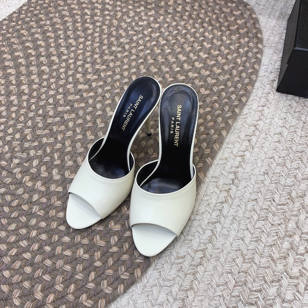 LA 16 HEELED MULES IN WHITE SMOOTH LAMBSKIN