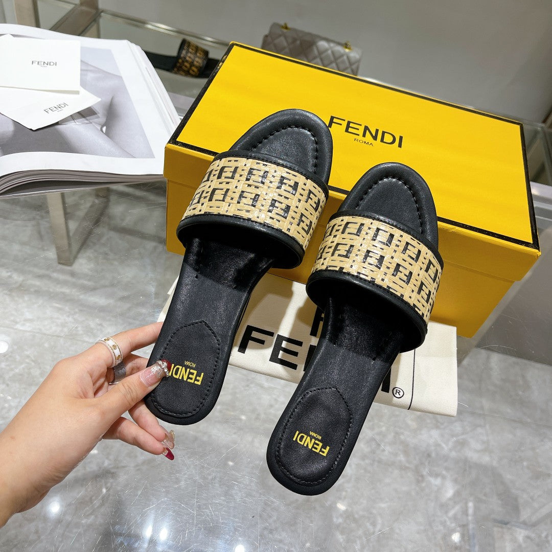 FF Women Raffia Sandal Black Beige