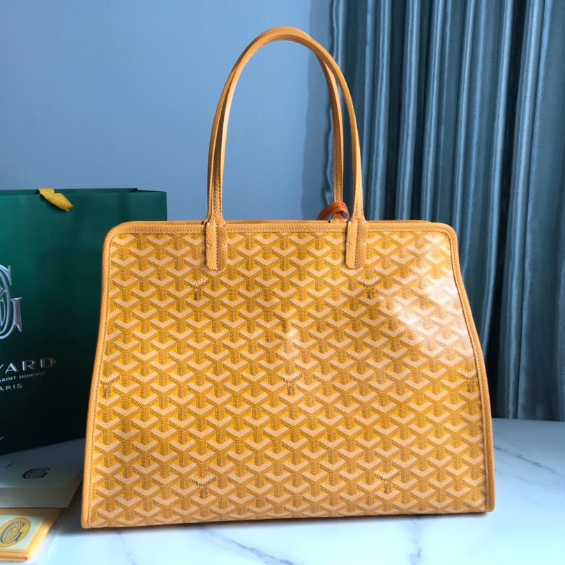 HARDY PM BAG 40 IN YELLOW GOYARDINE CANVAS AND TAURILLON LEATHER TRIM