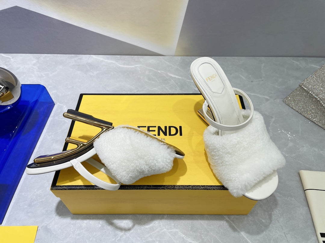 FENDI FIRST HIGH HEEL 95 MM SANDAL IN WHITE MINK FUR