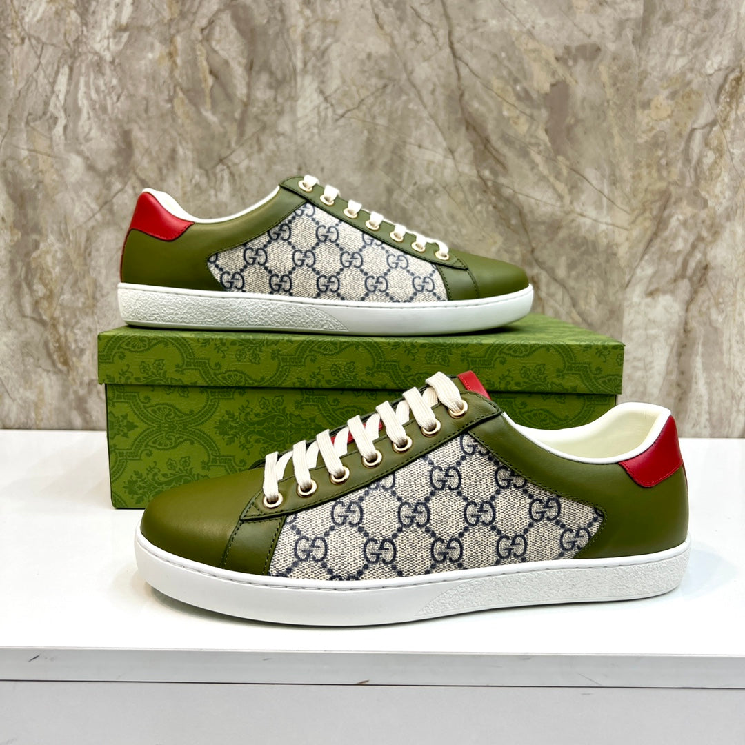 GG Men's Supreme Sneaker Green Canvas Cowhide 525928