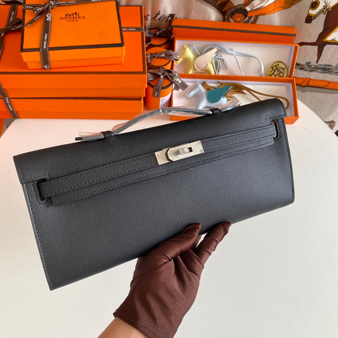 HM Kelly Cut 31 Black Epsom Leather Silver Hardware 229059