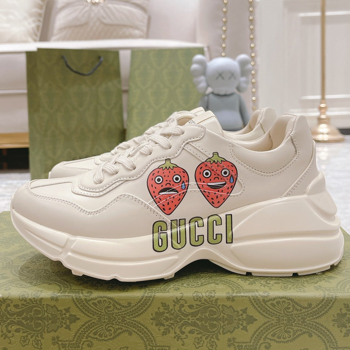 Gucci 2026 Rhyton Sneakers Ivory Cowhide With Strawberry Motif 988664