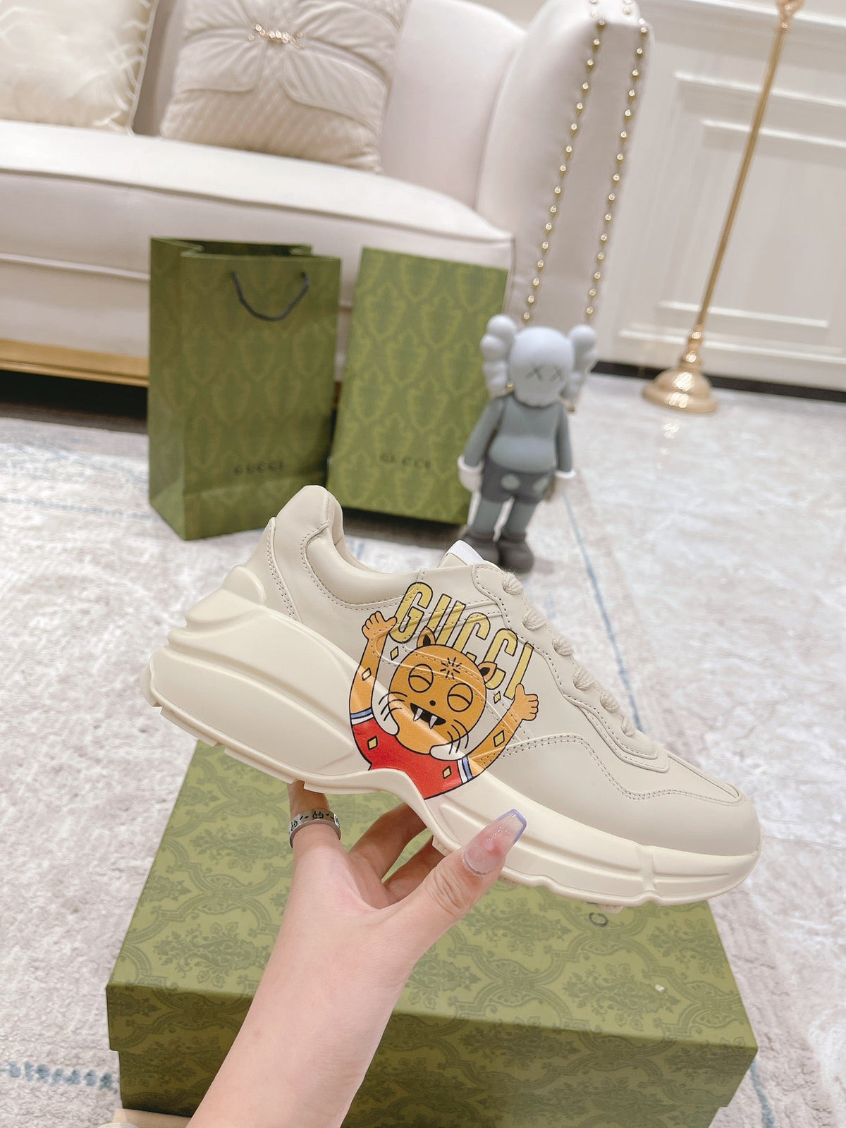 Gucci 2026 Rhyton Sneakers Ivory Cowhide With Cat Print Motif 988663