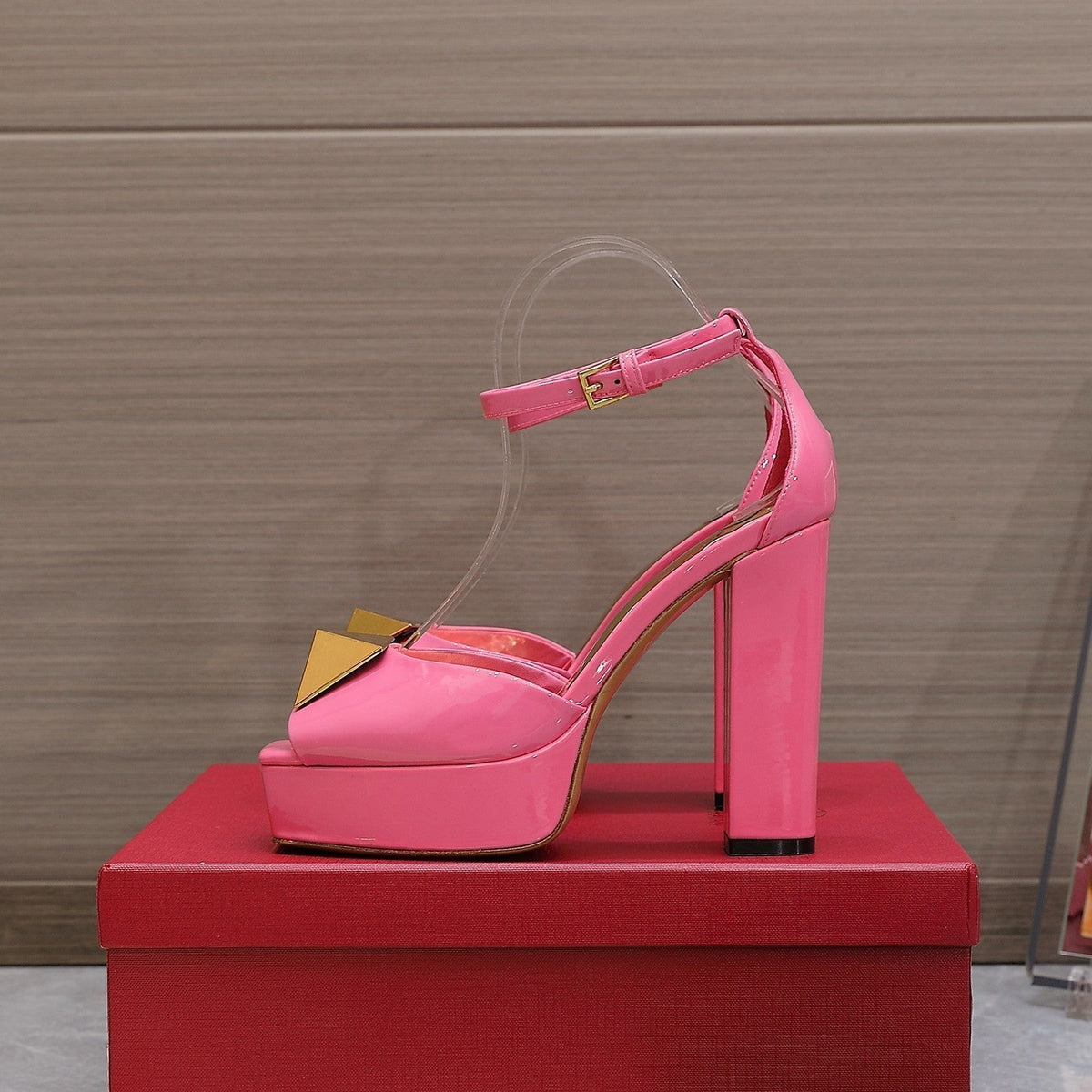 Open Toe Pump With One Stud Gold Patent Pink Leather 130MM
