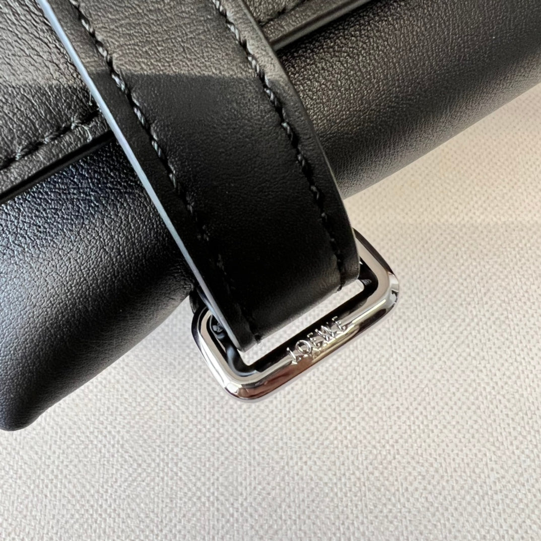 Loew Military Black Leather Messager Bag 254387