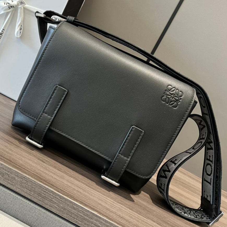 Loew Military Black Leather Messager Bag 254387