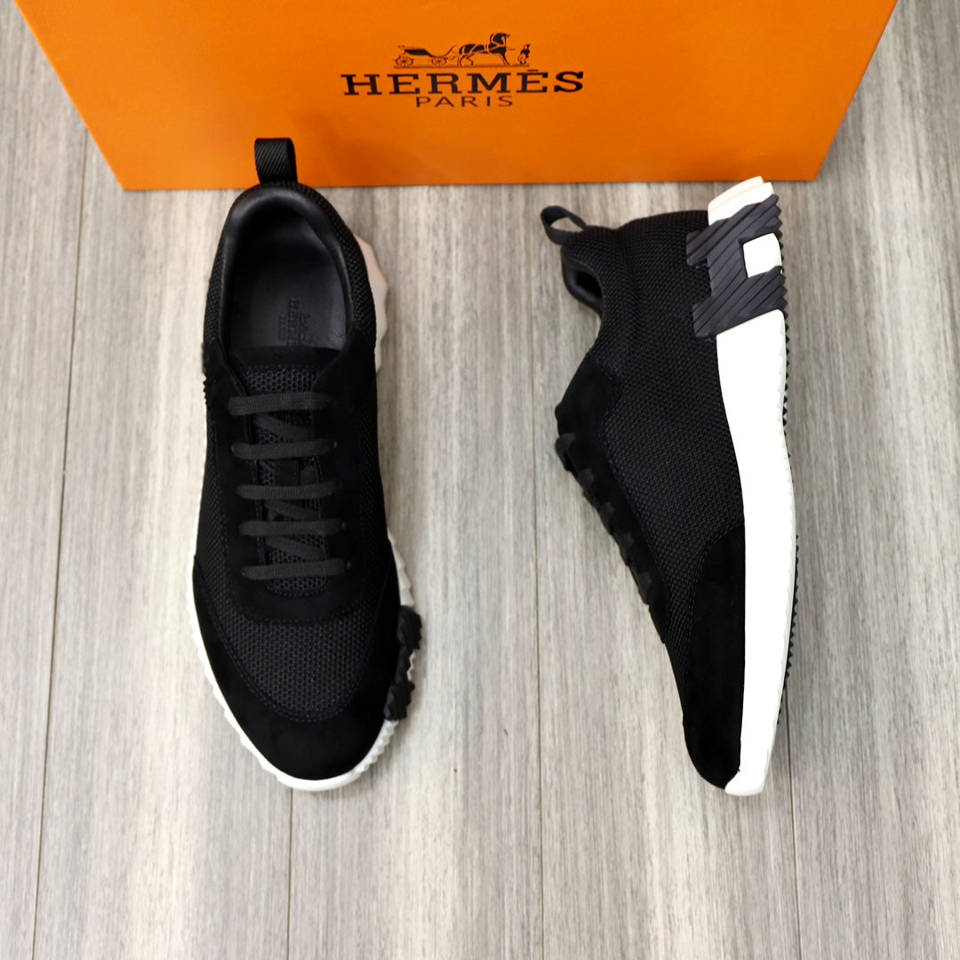 HM BOUNCING SNEAKER BLACK BREATHABLE FABRIC