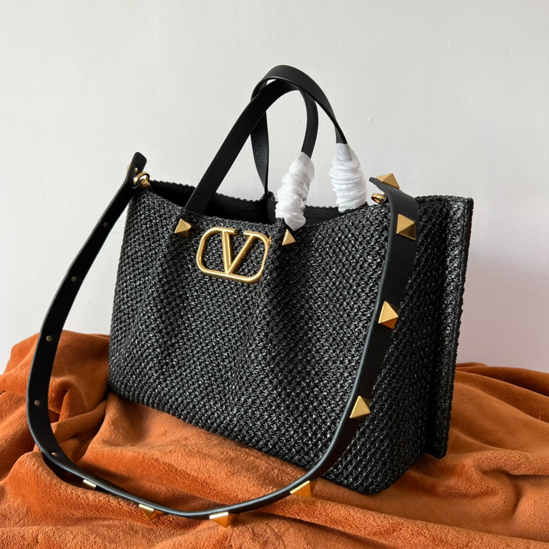 Valentino Spring and Summer 35 Tote Bag Black Raffia 552573