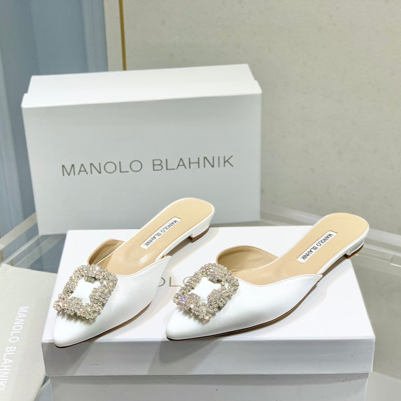 Manolo Buckle Flats Mules White Silk 327510
