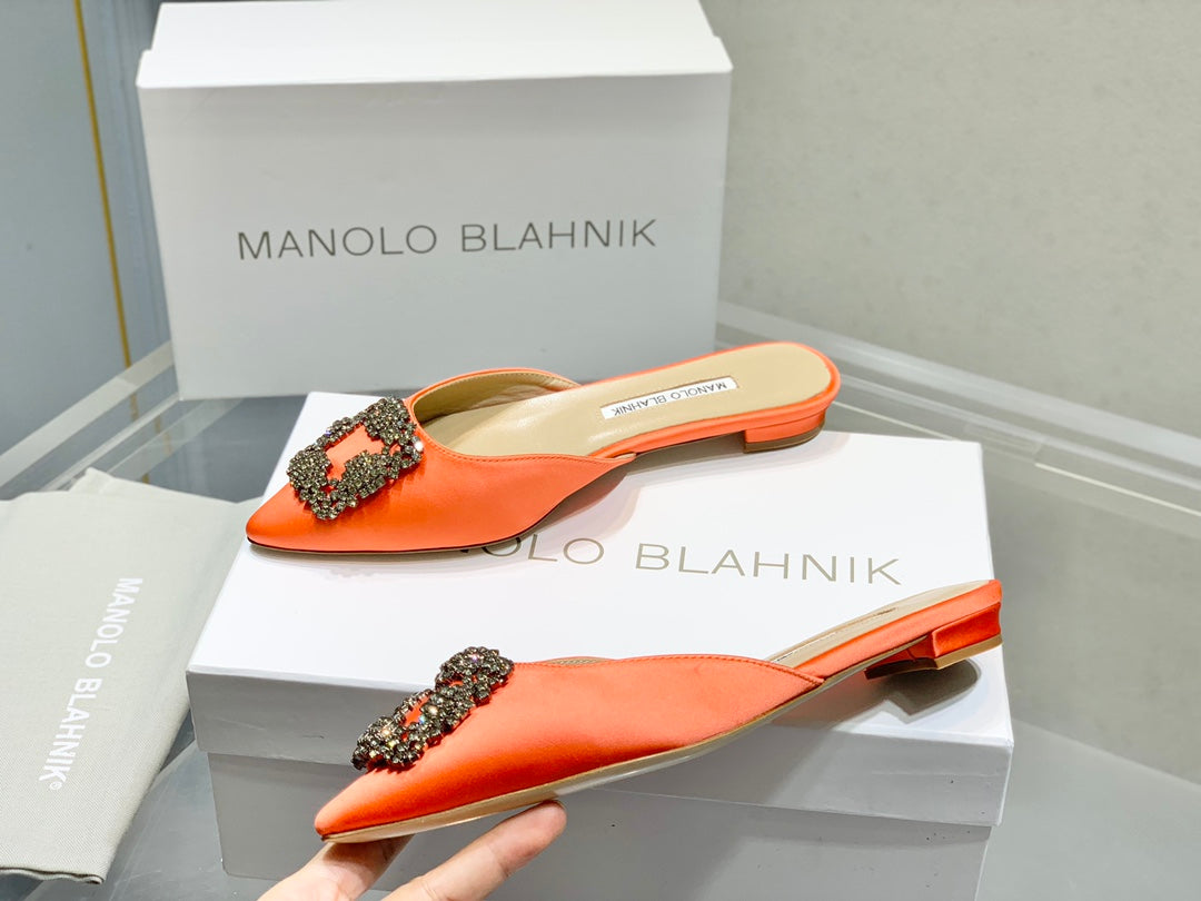 Manolo Buckle Flast Mules Orange Silk 327520