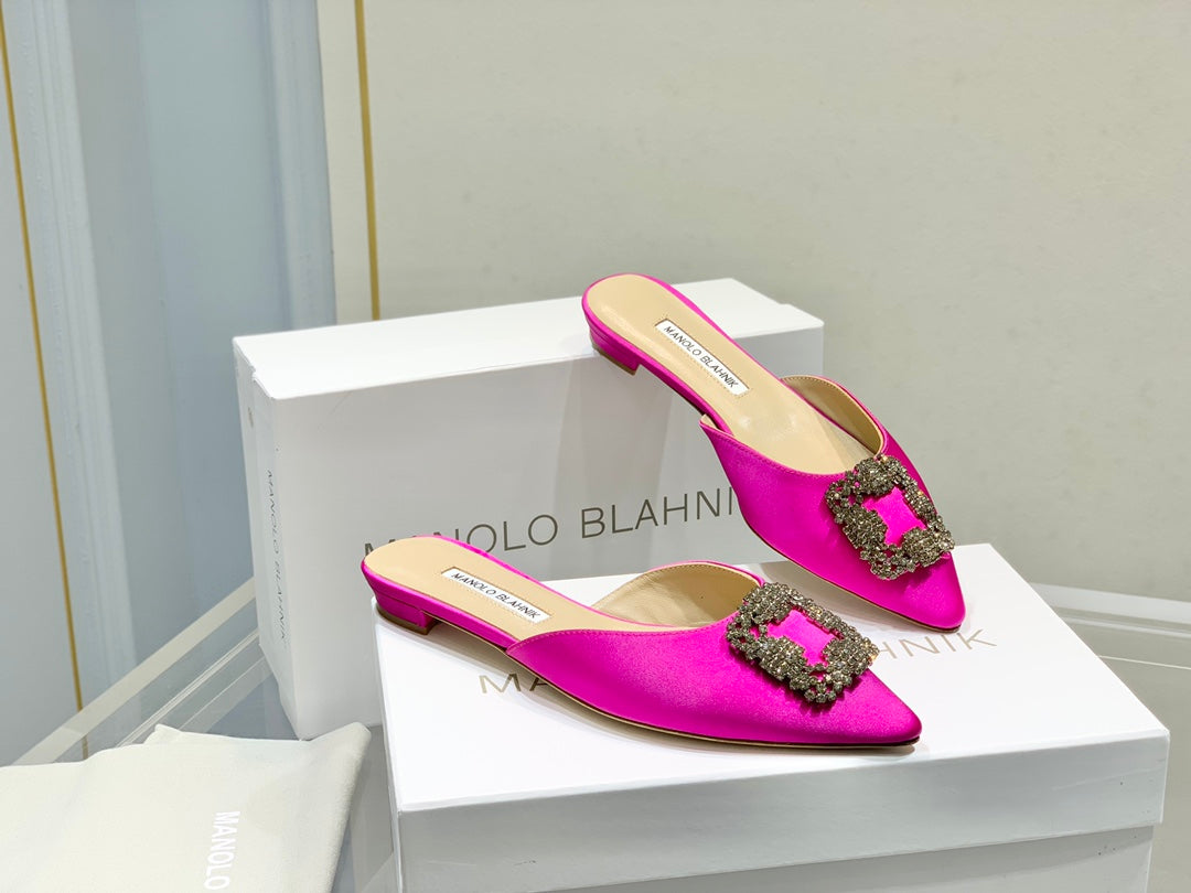 Manolo Buckle Flast Mules Dark Pink Silk 327521