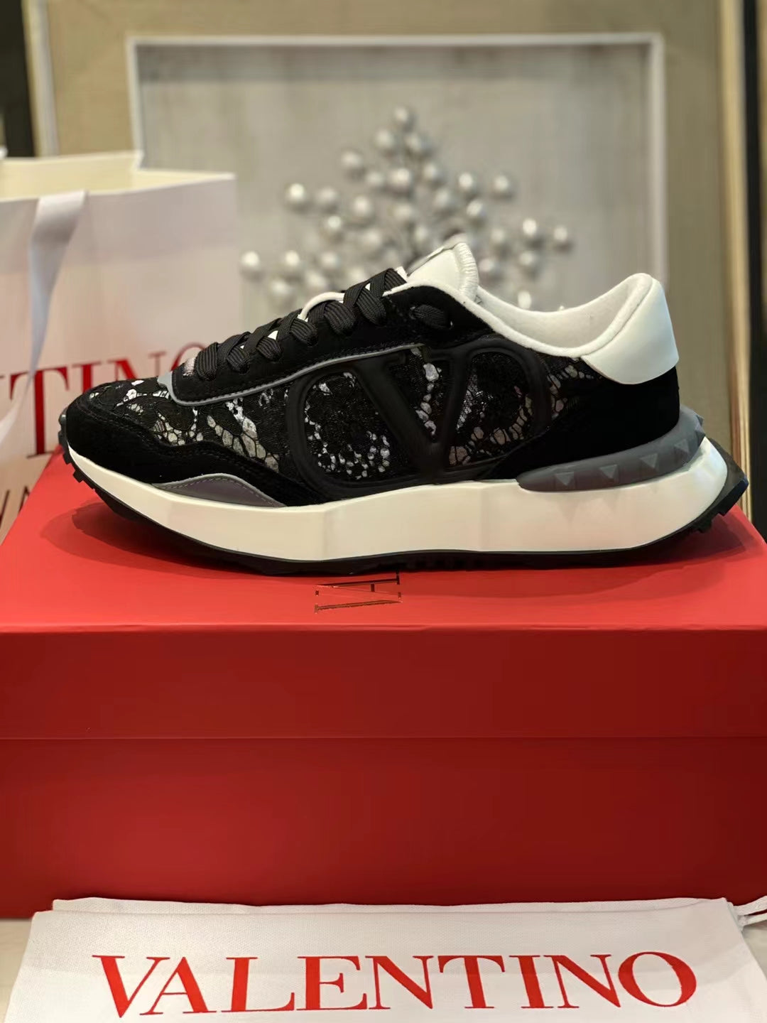 Lace And Mesh Lacerunner Sneaker In Black Mix White 994617