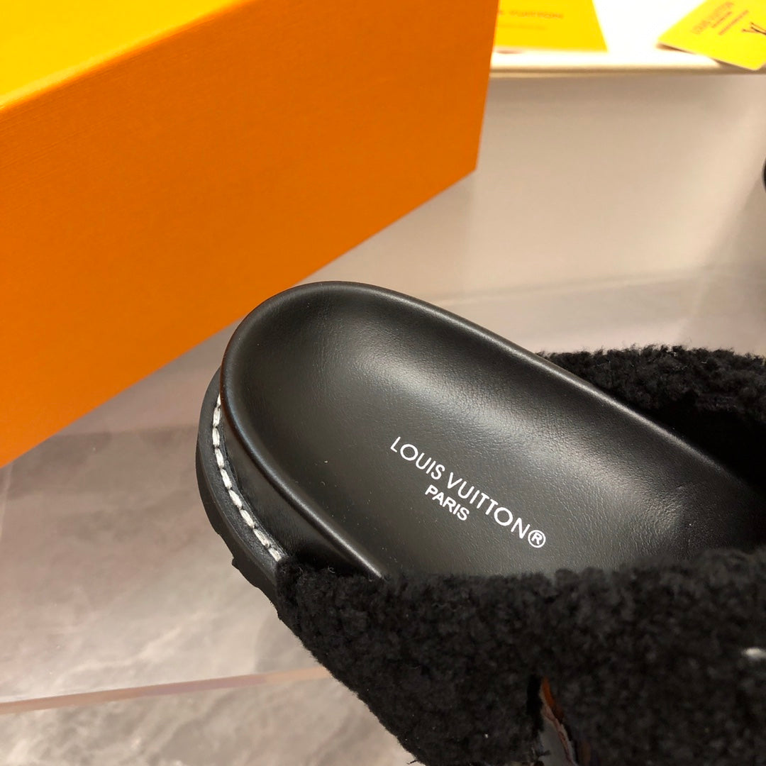 LV Paseo Flat Comfort Mule Black Fleece
