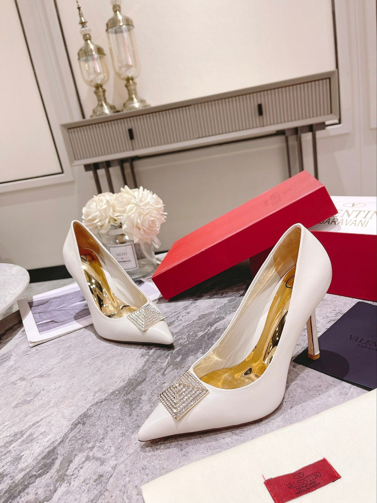 VT 25 Toe Pumps Diamond White Sheepskin