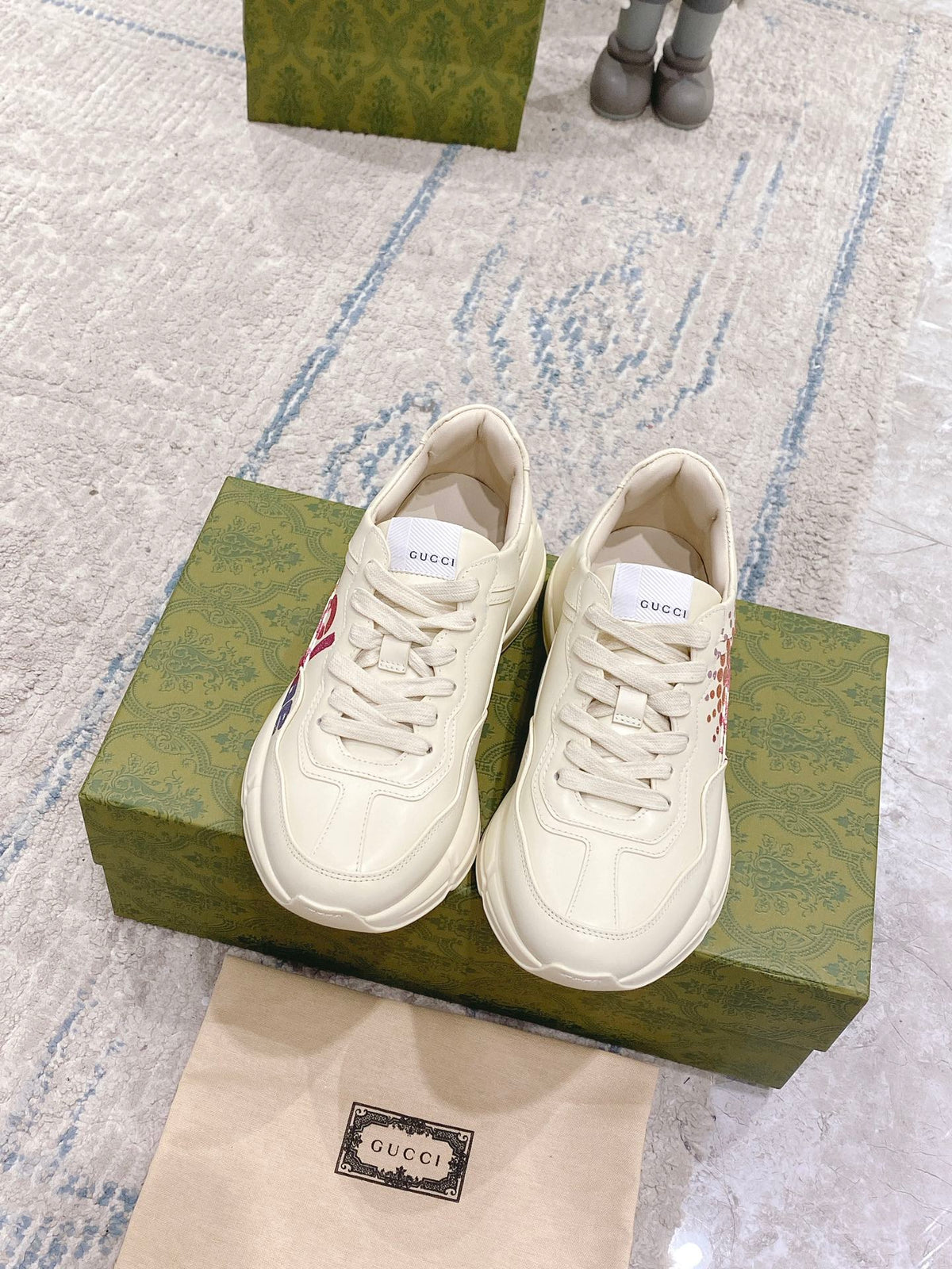 Gucci 2026 Rhyton Sneakers Ivory Cowhide With Love Parade Motif 988668