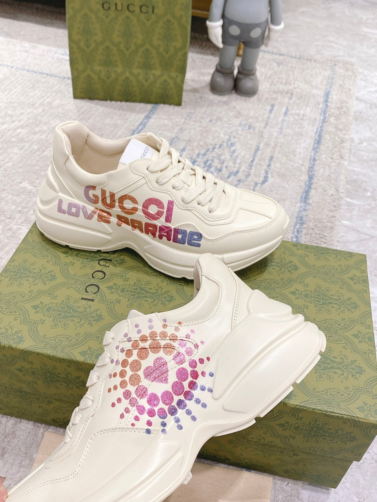 Gucci 2026 Rhyton Sneakers Ivory Cowhide With Love Parade Motif 988668