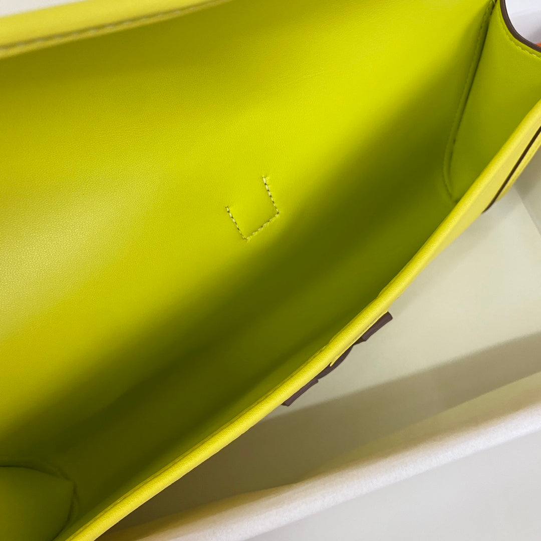 HM Jige 29 Lemon Yellow Swift Calfskin 229025