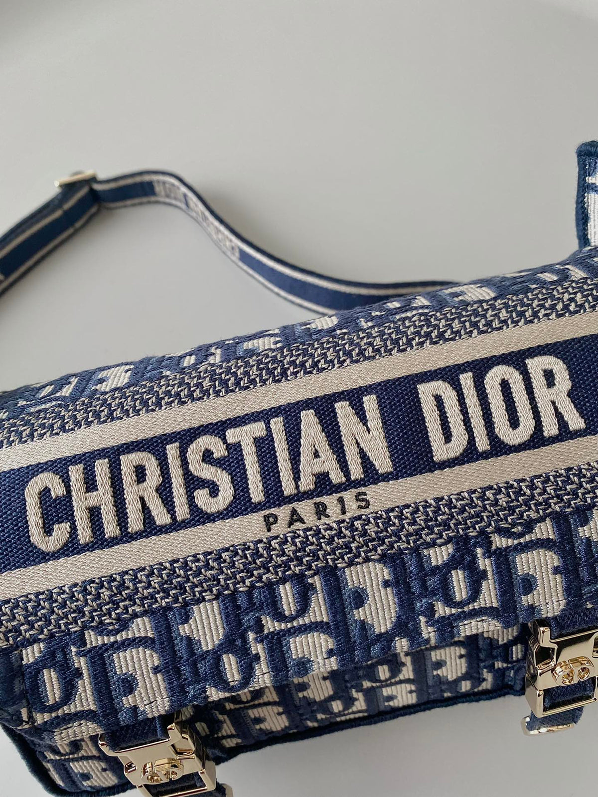 SMALL DIORCAMP BAG 23 OBLIQUE BLUE EMBROIDERY