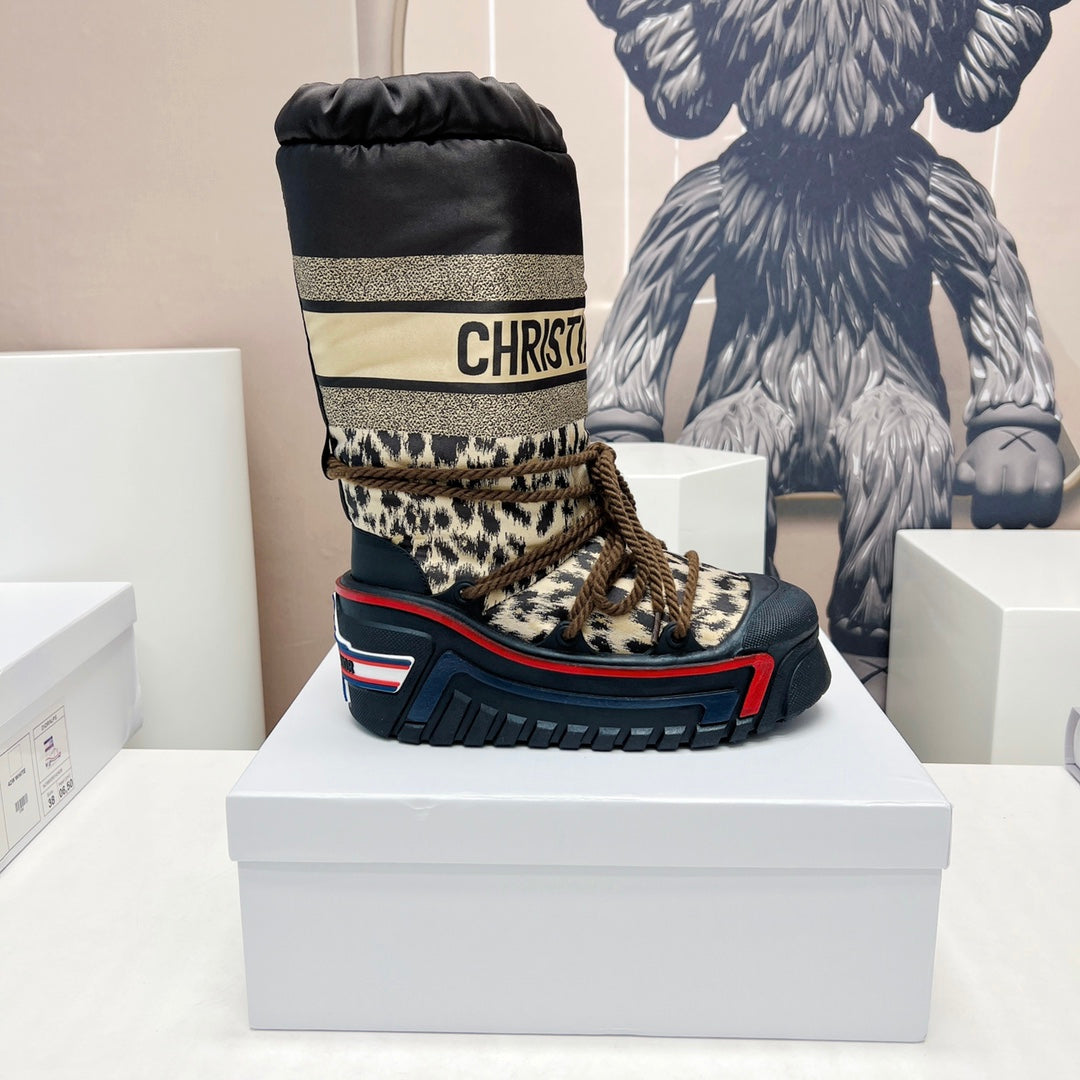 CD Platform Snow Boots Black Beige Cowhide Nylon Fabric 539655