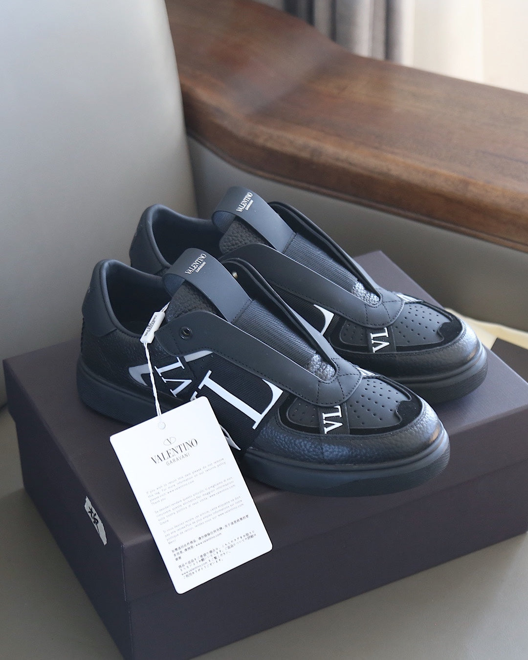 VT 25 Slip-On VL7N Sneaker Black Cowhide