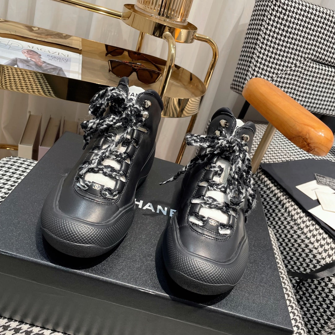 CC Sneaker In Black Lambskin 144801