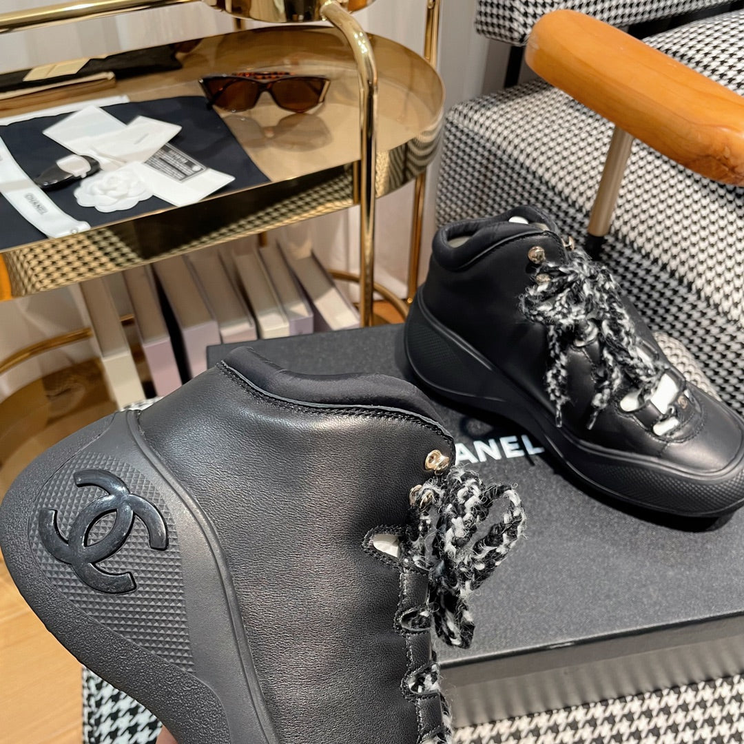 CC Sneaker In Black Lambskin 144801