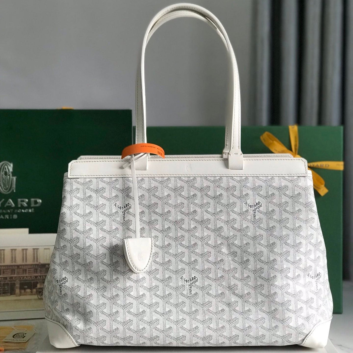 BELLECHASSE BIAUDE PM BAG 36 IN WHITE GOYARDINE CANVAS AND CALFSKIN TRIM