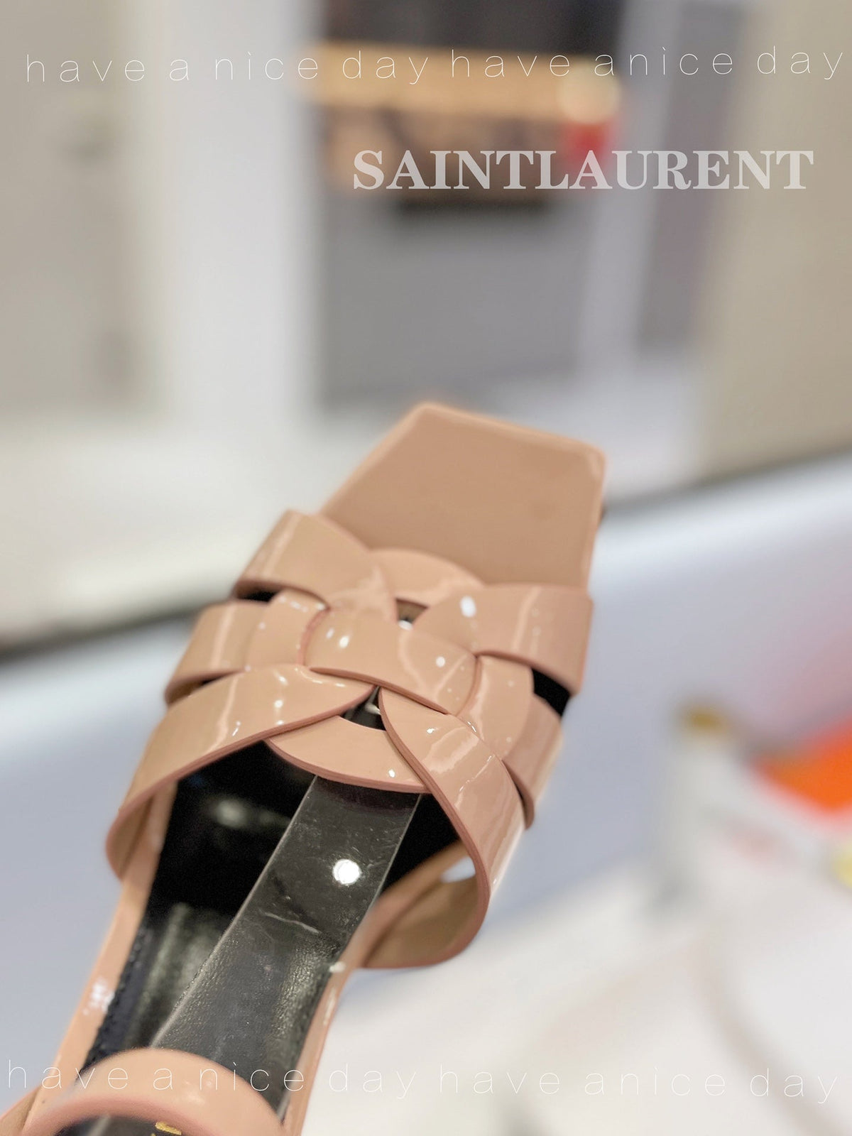 SL TRIBUTE SANDAL GLOSSY PINK NUDE CALFSKIN