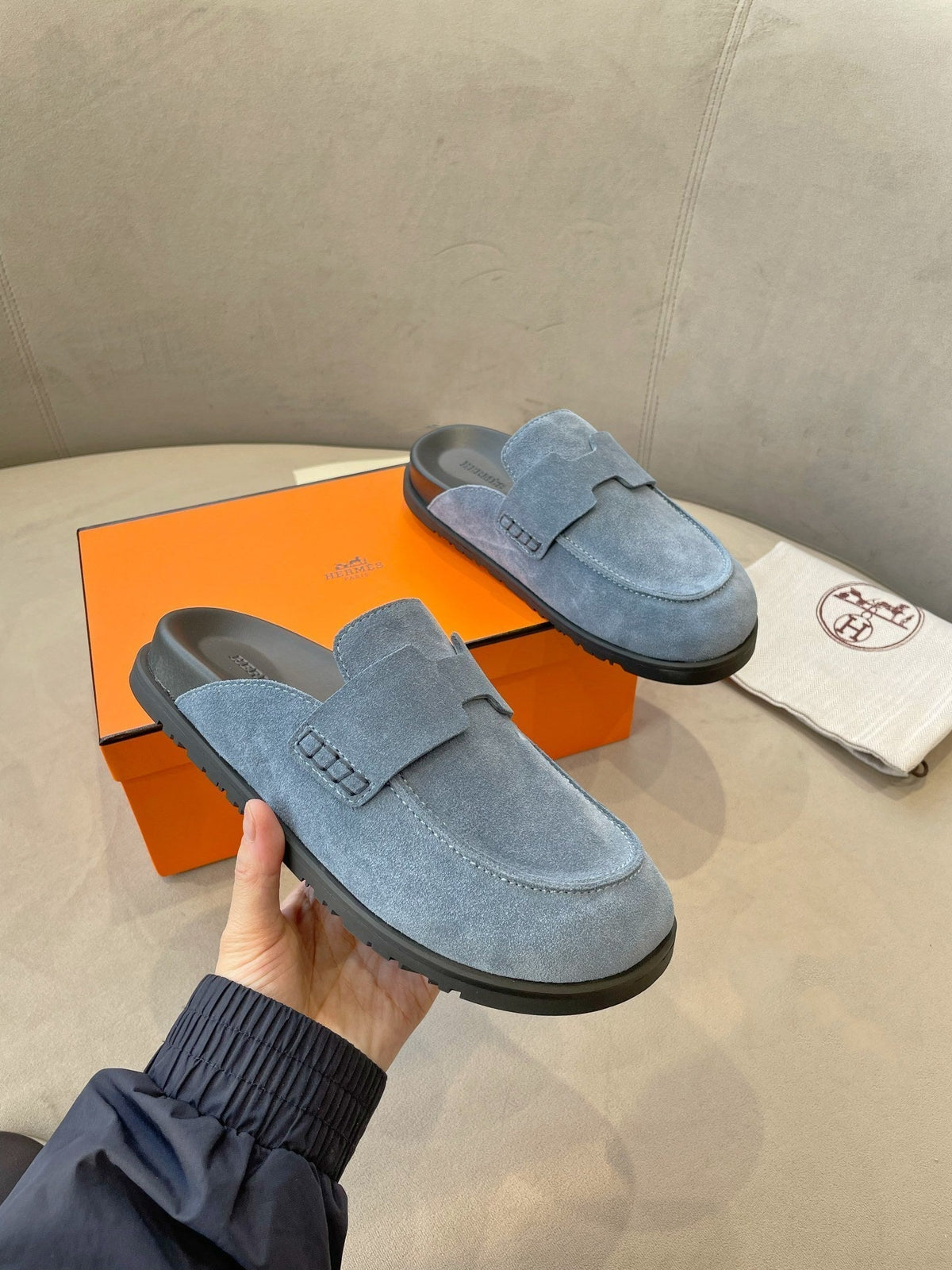 G0 MULE SKY SUEDE