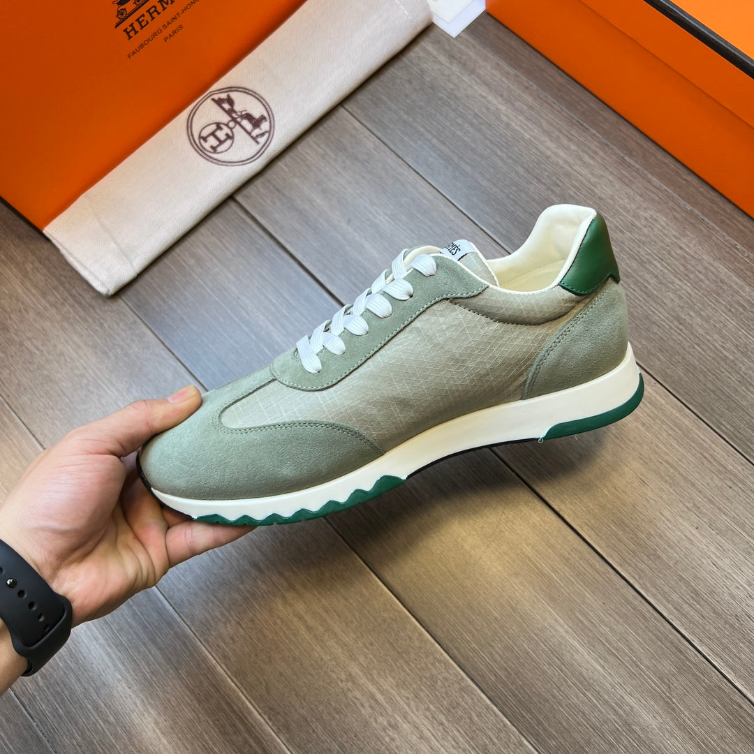 HM TRAIL SNEAKER STONE AND LIGHT GRAY CANVAS