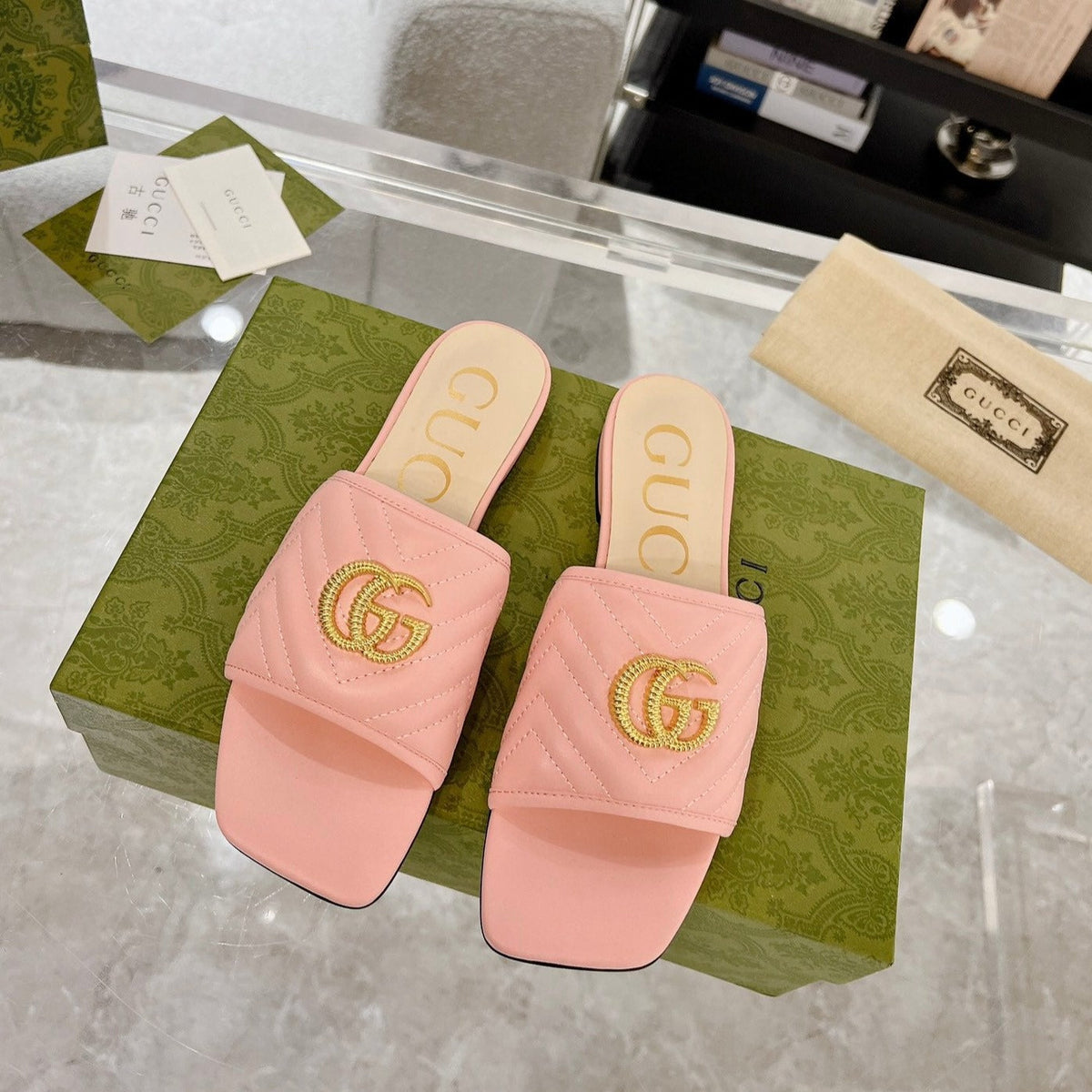 GG EXCLUSIVE SLIDE SANDAL LIGHT PINK CALFSKIN