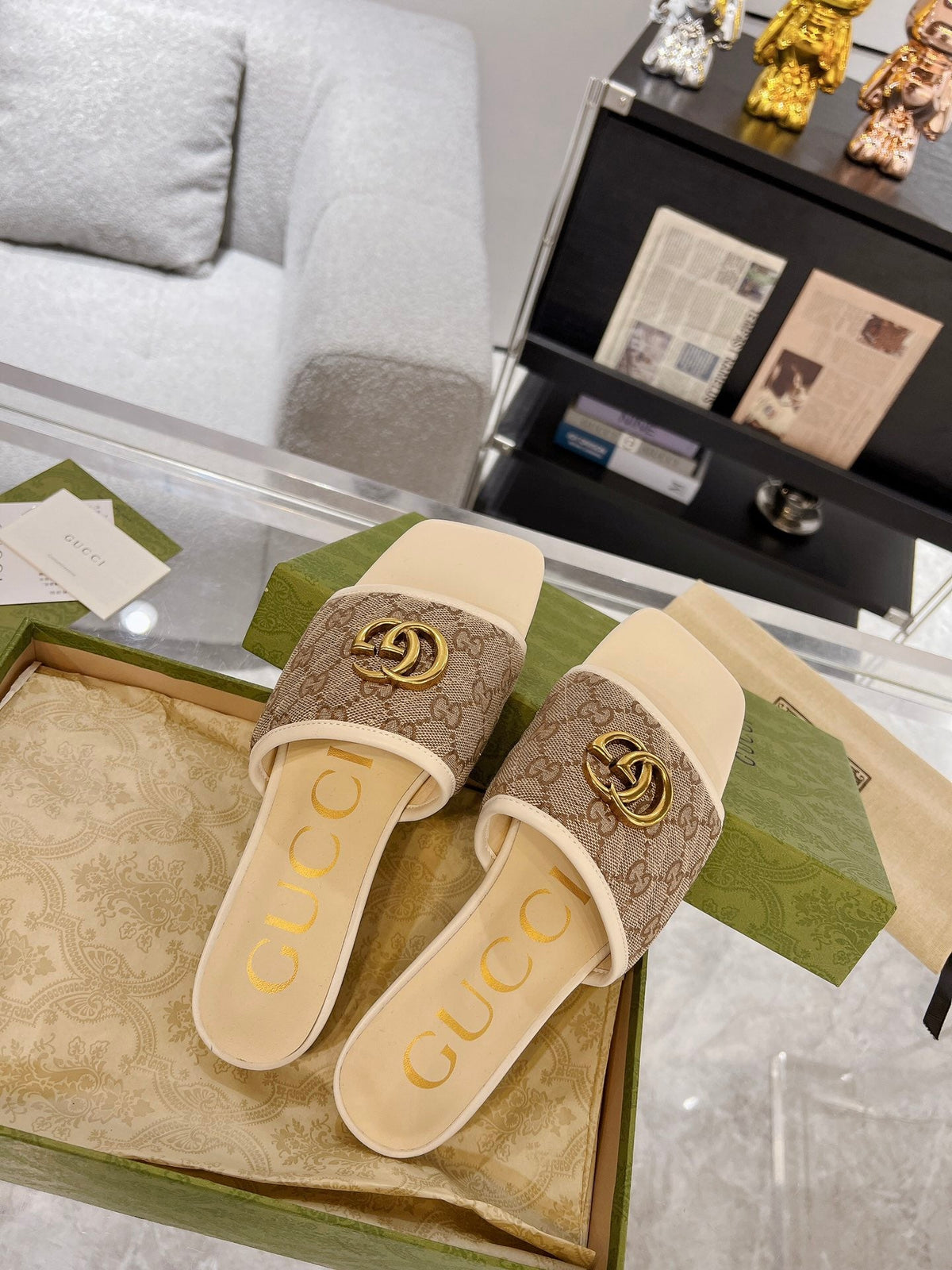 GG EXCLUSIVE SLIDE SANDAL IVORY AND BROWN FABRIC