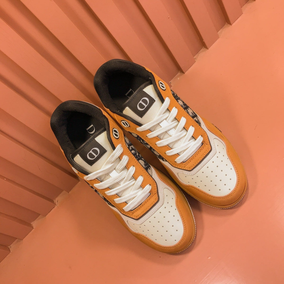 CD B27 LOW-TOP SNEAKER YAM-WHITE CALFSKIN