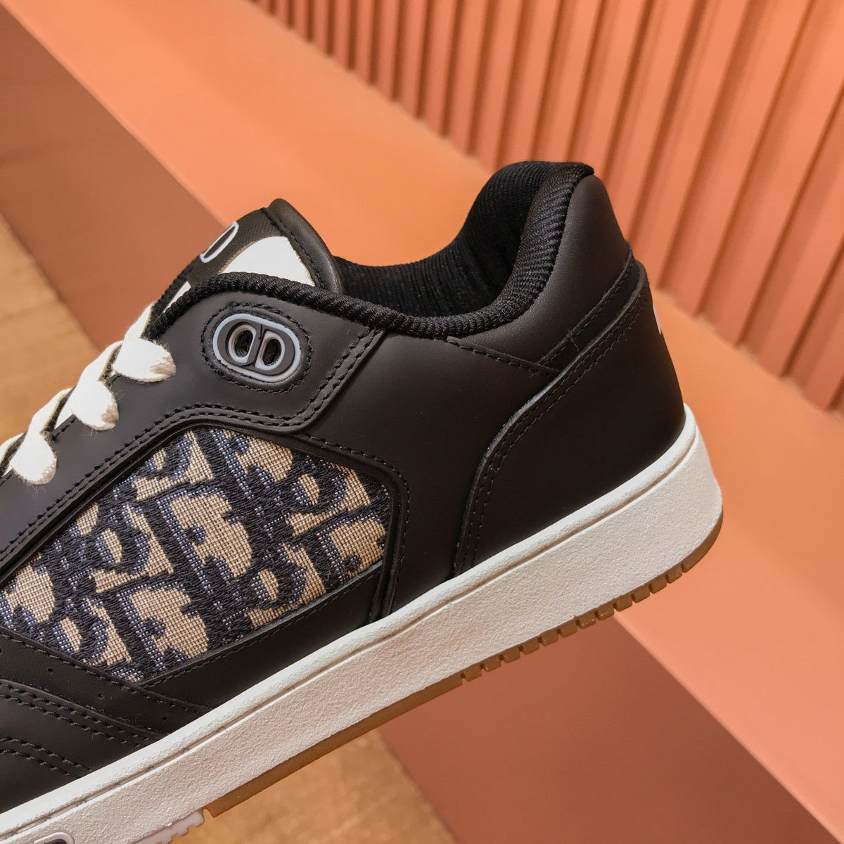 CD B27 LOW-TOP SNEAKER BLACK-BEIGE CALFSKIN